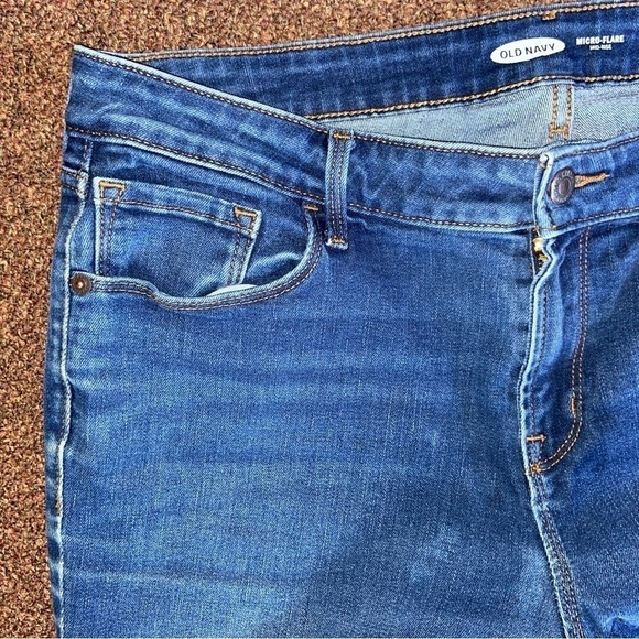 OLD Navy micro flare high rise jeans in a rich blue. May be your next favorites. - Picture 7 of 7
